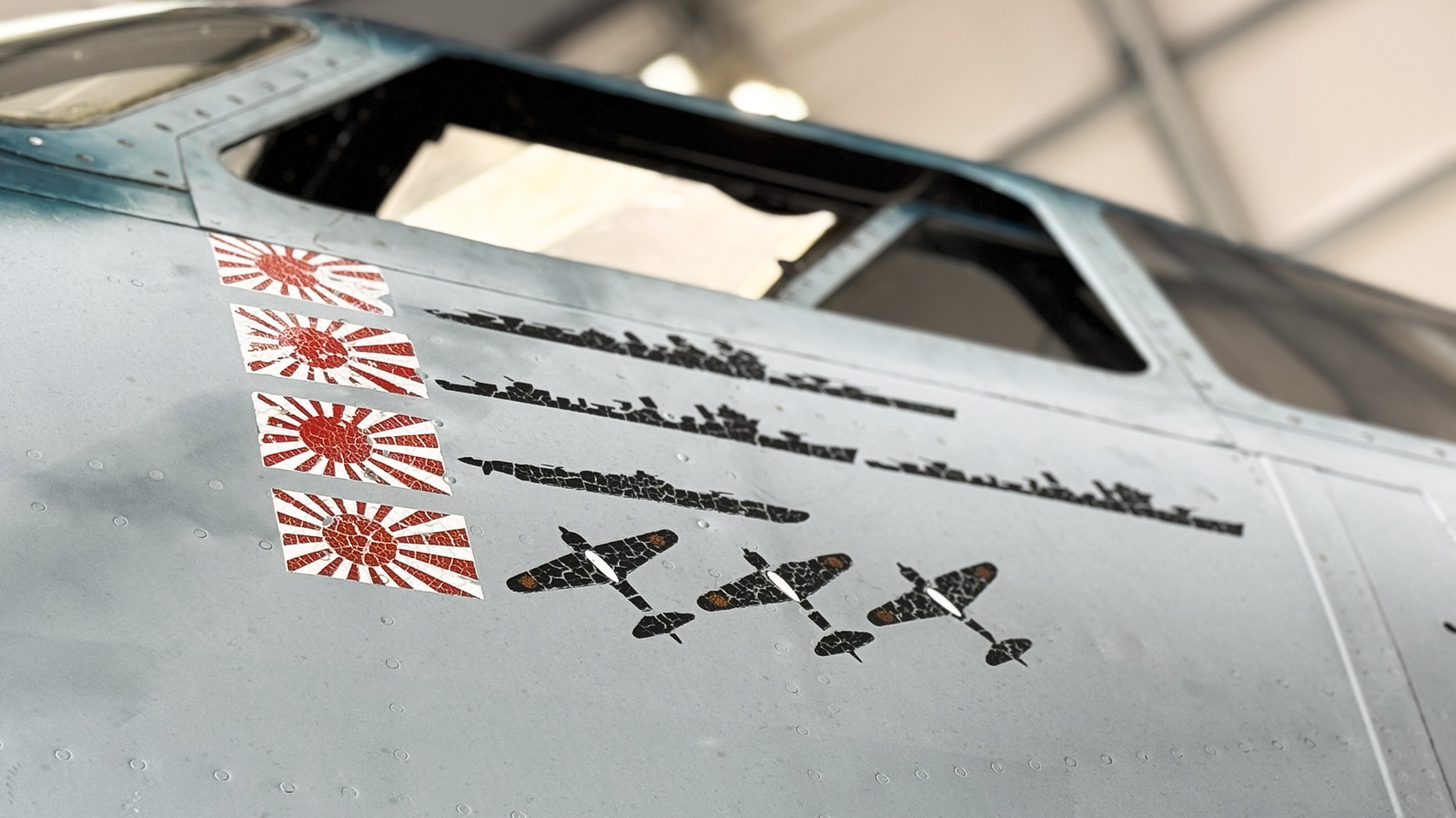 Marcas de vitória atestando a eficácia do tipo na campanha do Pacífico durante o último ano da Segunda Guerra Mundial. (imagem via Keegan Chetwynd)