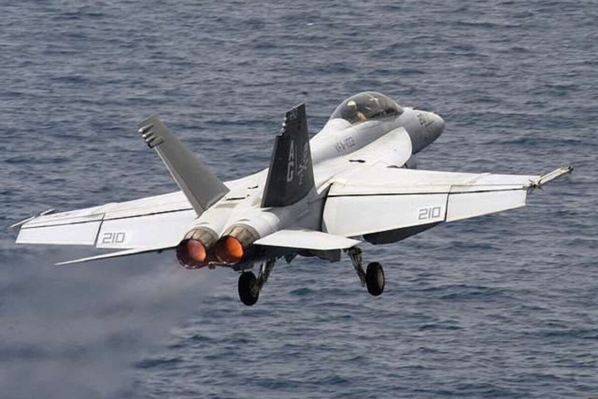 FA 18F Super Hornet 